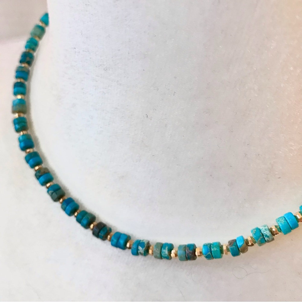 ✨Turquoise and Gold Neclace✨ - Picture 4 of 4